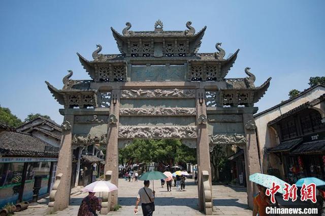 麦克斯：兄弟魔咒